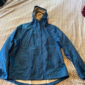 LL Bean Women’s Raincoat size L